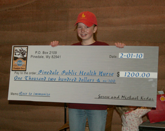 Pedigree donation. Photo by Dawn Ballou, Pinedale Online.