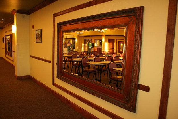 Big Mirrors. Photo by Dawn Ballou, Pinedale Online.