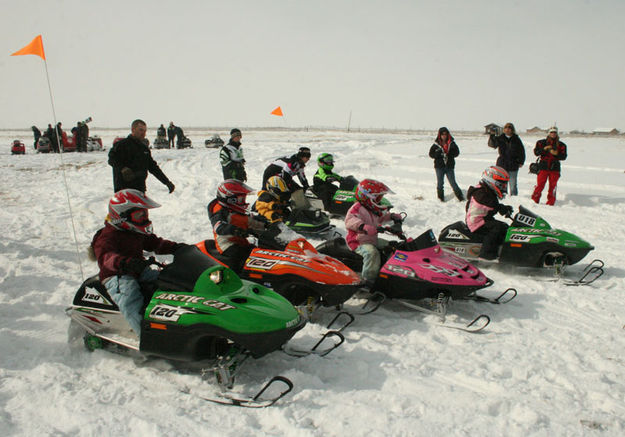 Kids Start. Photo by Dawn Ballou, Pinedale Online.