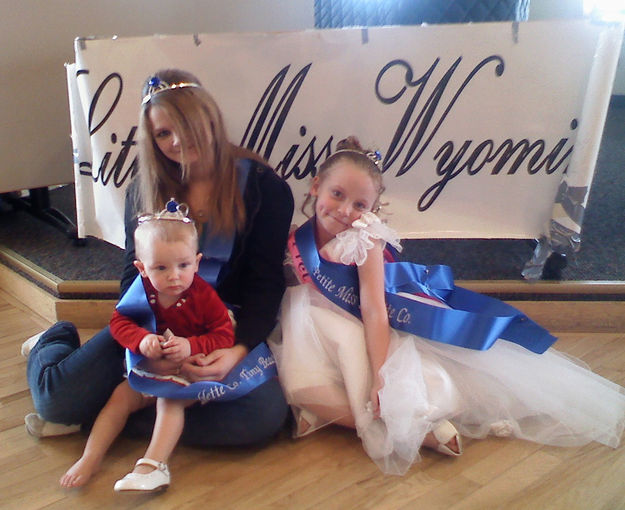 Three Little Misses. Photo by Angela Westmoreland.