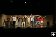 Final Bow. Photo by Pam McCulloch, Pinedale Online.