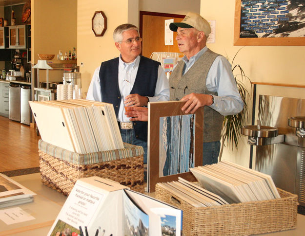 Dave and Doc. Photo by Dawn Ballou, Pinedale Online.