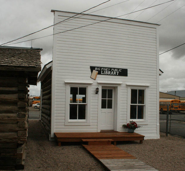 Big Piney Library. Photo by Dawn Ballou, Pinedale Online.