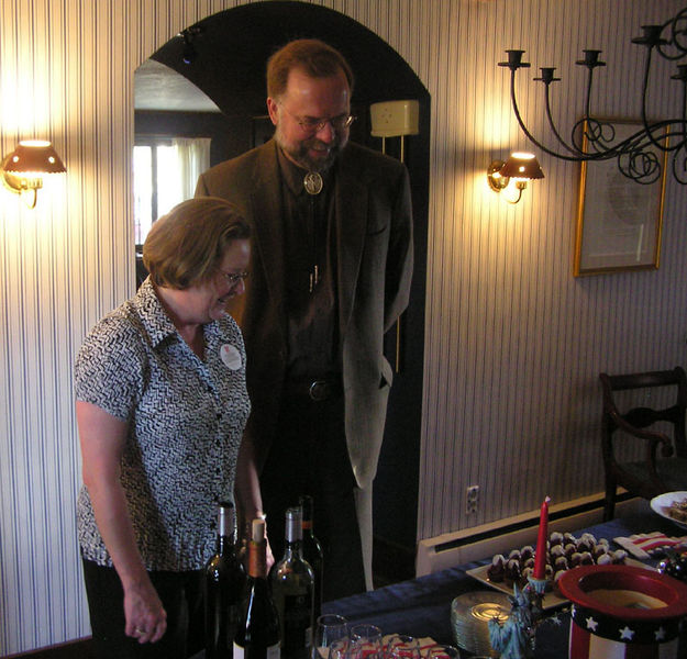 Ann Noble & Mike Massie. Photo by Bob Rule, KPIN 101.1 FM.