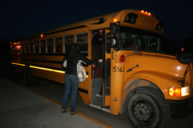 Piney bus. Photo by Dawn Ballou, Pinedale Online.