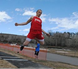Up, up and away. Photo by Matt Naber, Sublette Examiner.