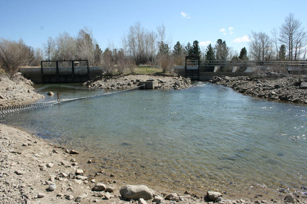 1993 dam. Photo by Dawn Ballou, Pinedale Online.