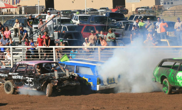 Smokin'. Photo by Dawn Ballou, Pinedale Online.