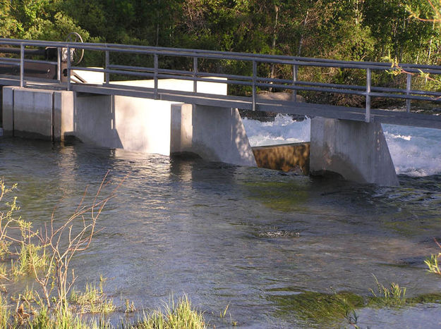 Fremont Lake overflow. Photo by Bob Rule, KPIN 101.1 FM Radio.