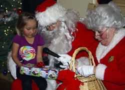 Christmas has arrived. Photo by Travis Pearson, Pinedale Roundup.