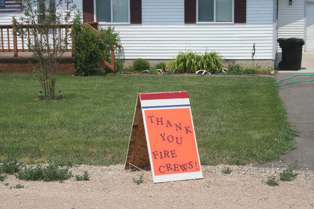 Thank You Fire Crews. Photo by Dawn Ballou, Pinedale Online.