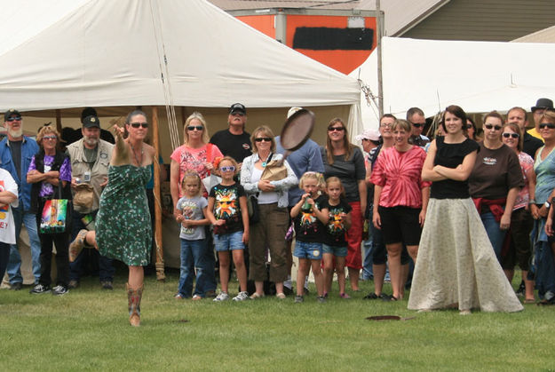 Woman's Frying Pan Toss. Photo by Dawn Balloou, Pinedale Online.