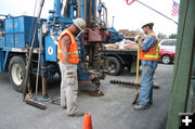 Drilling a water well. Photo by Dawn Ballou, Pinedale Online.