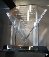 Chamber award. Photo by Dawn Ballou, Pinedale Online.