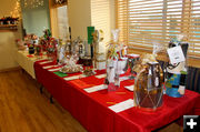 Silent Auction. Photo by Dawn Ballou, Pinedale Online.