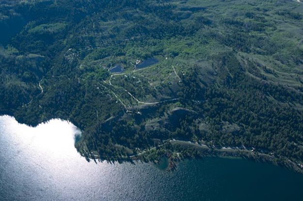 Sylvan Bay Summer Homes. Photo by TJ Hunt.