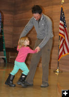 Dancing to the music. Photo by Dawn Ballou, Pinedale Online.