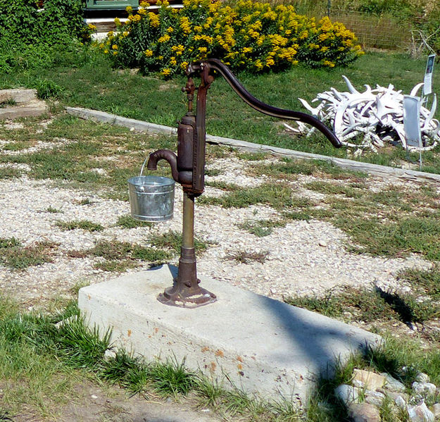 Water Pump. Photo by Dawn Ballou, Pinedale Online.