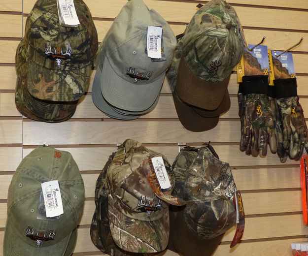 Camo hats. Photo by Dawn Ballou, Pinedale Online.