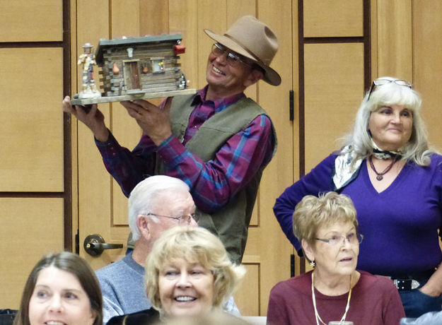 Bird House. Photo by Dawn Ballou, Pinedale Online.