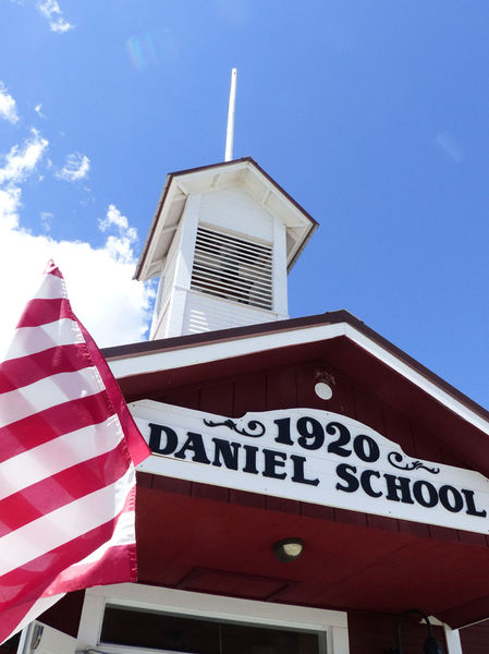 Daniel School. Photo by Dawn Ballou, Pinedale Online.