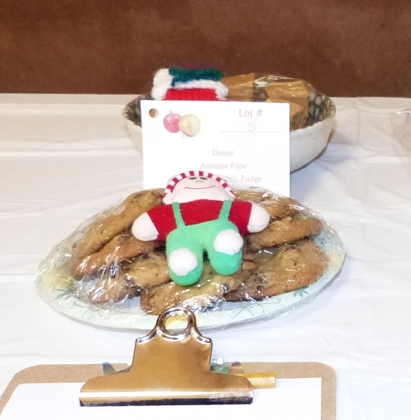 Cookies by Annette Pape. Photo by Dawn Ballou, Pinedale Online.