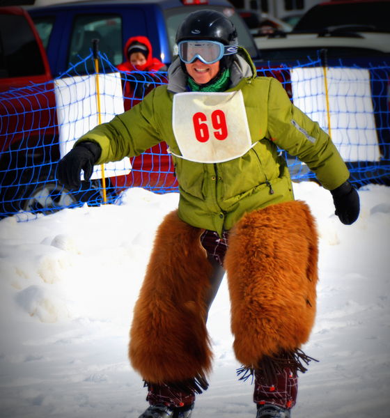 Cinnamon Bear Girl. Photo by Terry Allen, Pinedale Online.