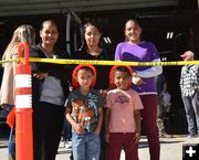 Aldava Family Waits for a Fire Truck. Photo by Terry Allen.