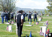 Salute. Photo by Dawn Ballou, Pinedale Online.