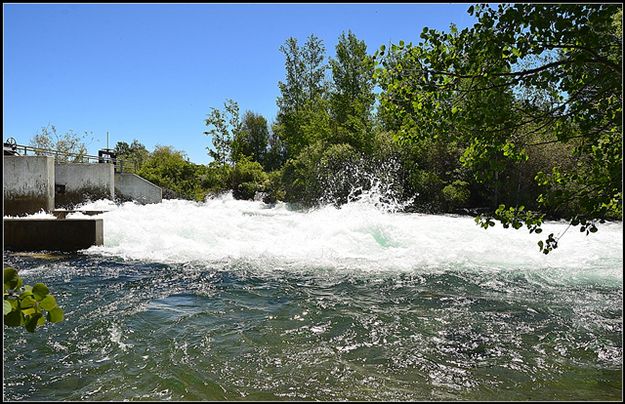 Fremont Dam. Photo by Terry Allen.