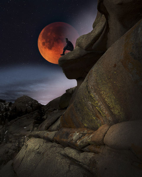 Total Lunar Eclipse. Photo by David Rule.