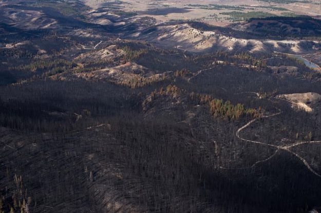 Roosevelt Fire. Photo by Rita Donham, Wyoming Aero Photo LLC.