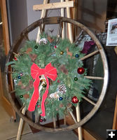 Gayle's Wreath. Photo by Dawn Ballou, Pinedale Online.