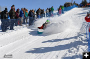 Kicking up snow. Photo by Arnold Brokling.