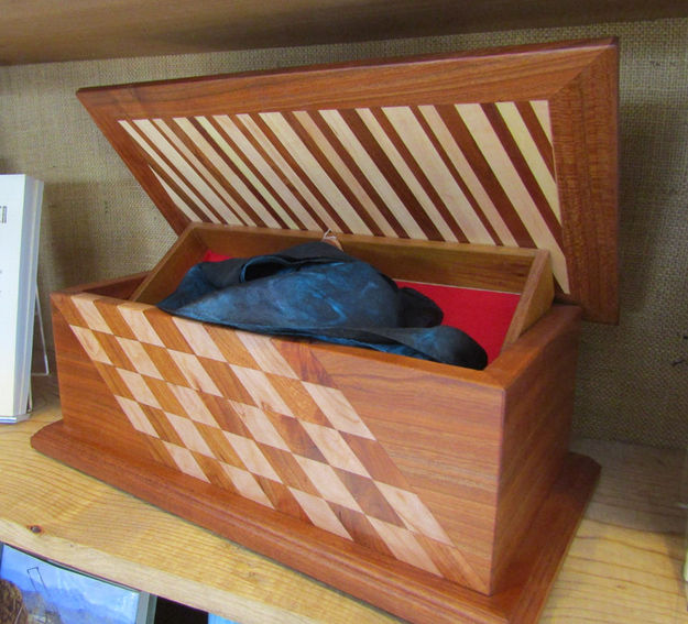 Handmade Jewelry Box. Photo by Dawn Ballou, Pinedale Online.