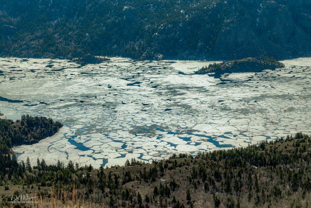 Fremont Lake Ice. Photo by Dave Bell.