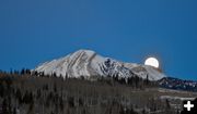 Moon Rise. Photo by Rob Tolley.