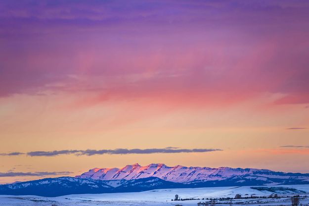 Sawtooth Pastel Colors. Photo by Dave Bell.