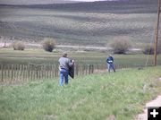 Questar Clean-up Volunteers. Photo by Pinedale Online.