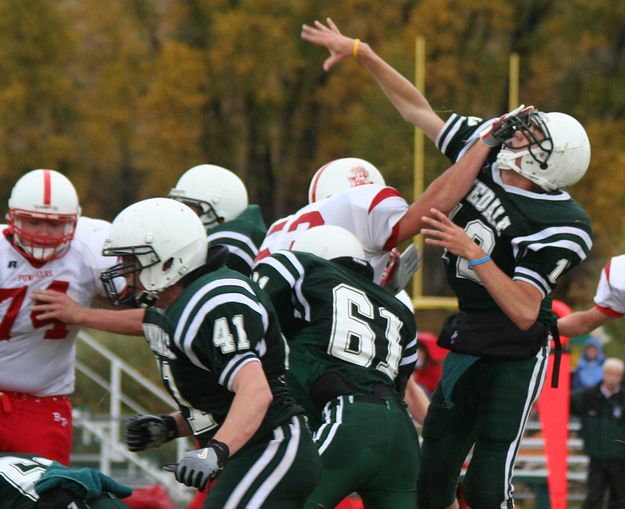 Pass Rush. Photo by Clint Gilchrist, Pinedale Online.