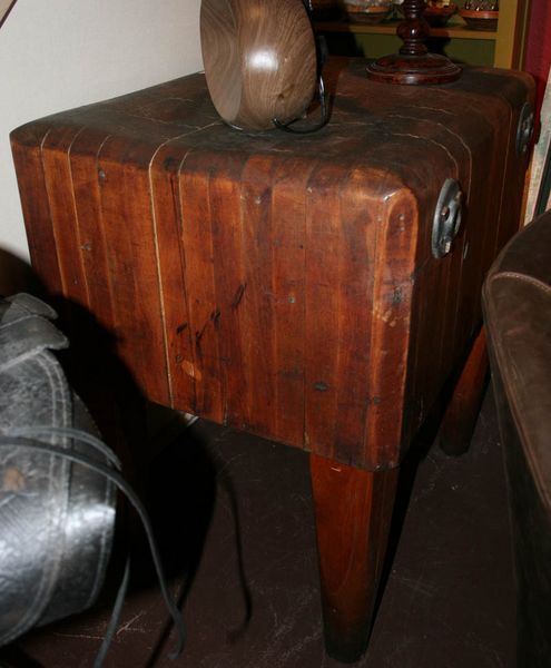 Hardrock Maple Butcher  Block . Photo by Dawn Ballou, Pinedale Online.