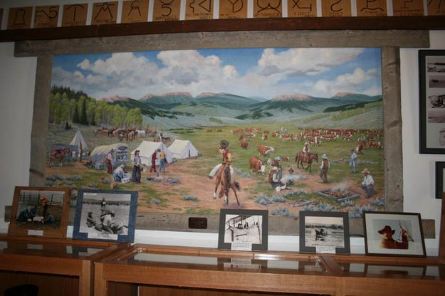 Ranching Mural. Photo by Dawn Ballou, Pinedale Online.