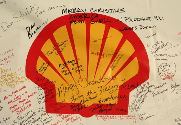 Shell sponsor. Photo by Dawn Ballou, Pinedale Online.