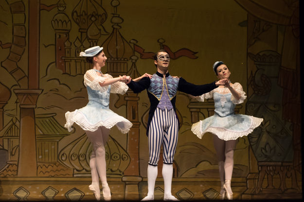 Pulcinella with his Harlequinades. Photo by Arnold Brokling.