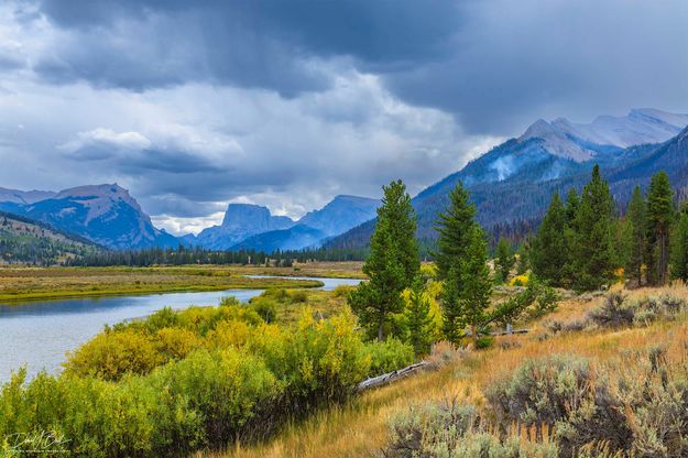 Green River and Square Top. Photo by Dave Bell.